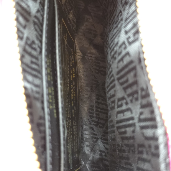 Kurt Geiger Luxurious Pink Handbag with Gold Accents - Picture 16 of 16